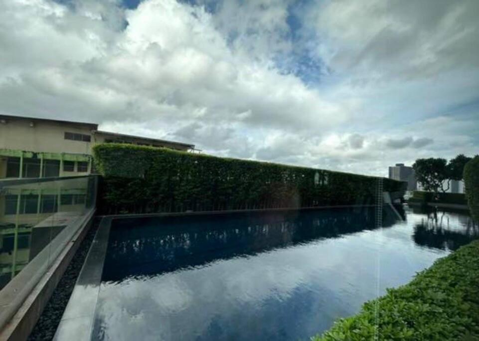 S71 Sukhumvit Big 1 Bedroom City ​​center Swim Gym Căn hộ *